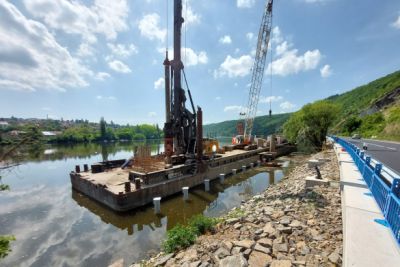 Nová čekací stání u plavební komory ve Vraném nad Vltavou umožní pohodlné vyvázání malých plavidel